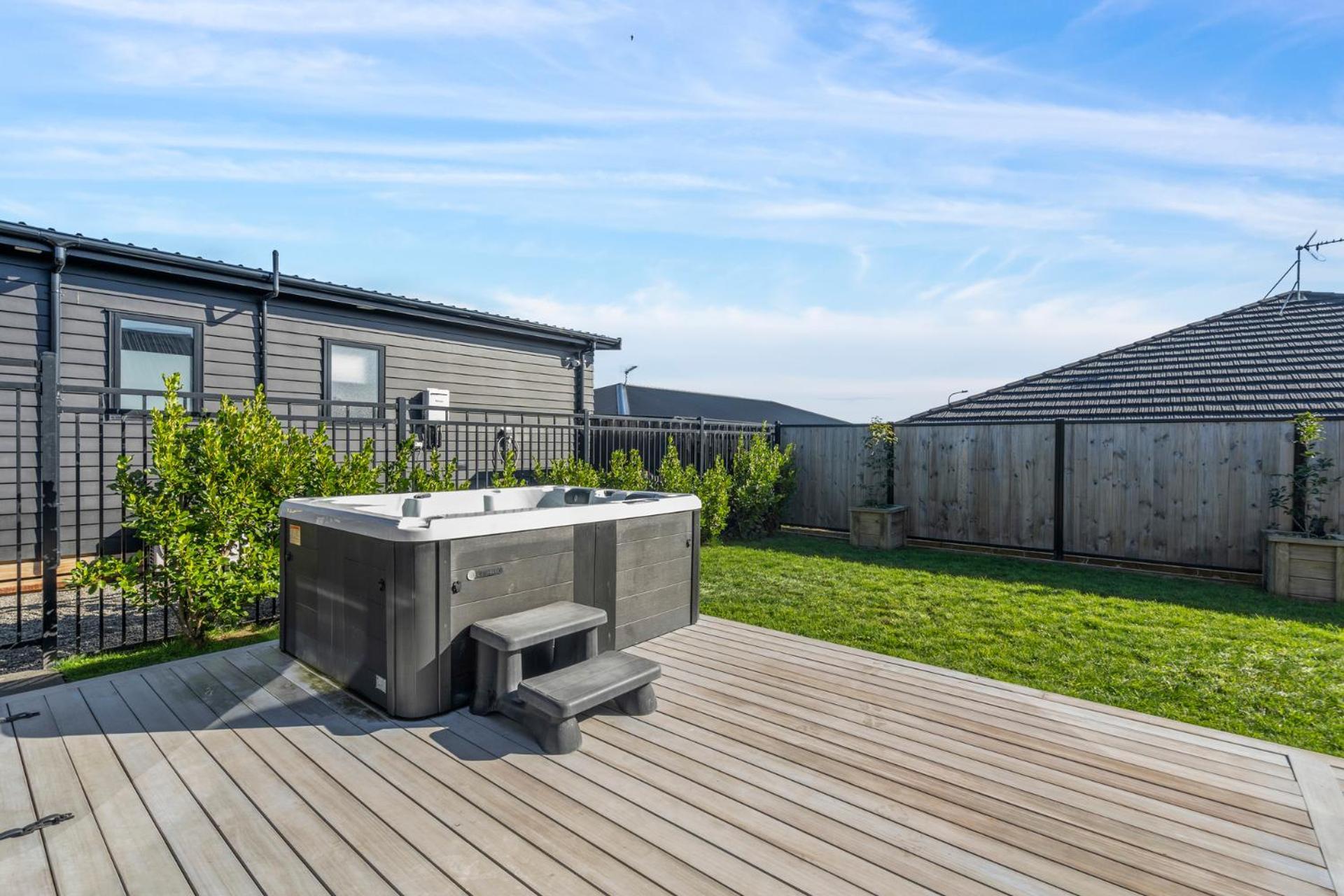 Regent Sanctuary - Martinborough Holiday Home エクステリア 写真