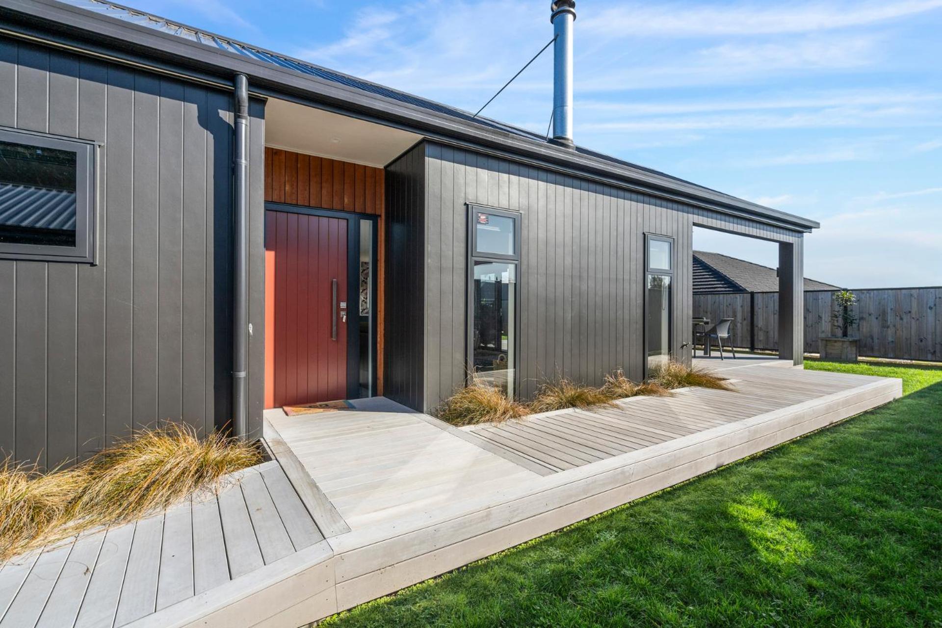 Regent Sanctuary - Martinborough Holiday Home エクステリア 写真